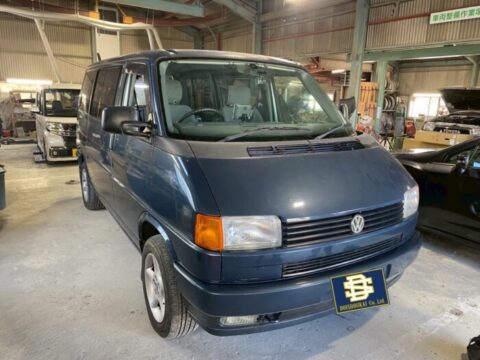 ワーゲン　ヴァナゴン　全塗装